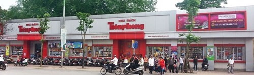 Nhà sách Tiền Phong thuộc top 100 thương hiệu dẫn đầu Việt Nam năm 2015.