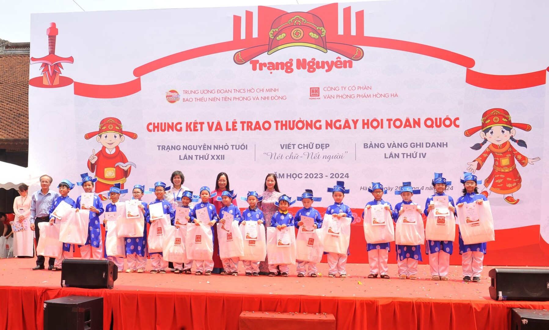 346 sĩ tử đua tài tại Ngày hội tri thức