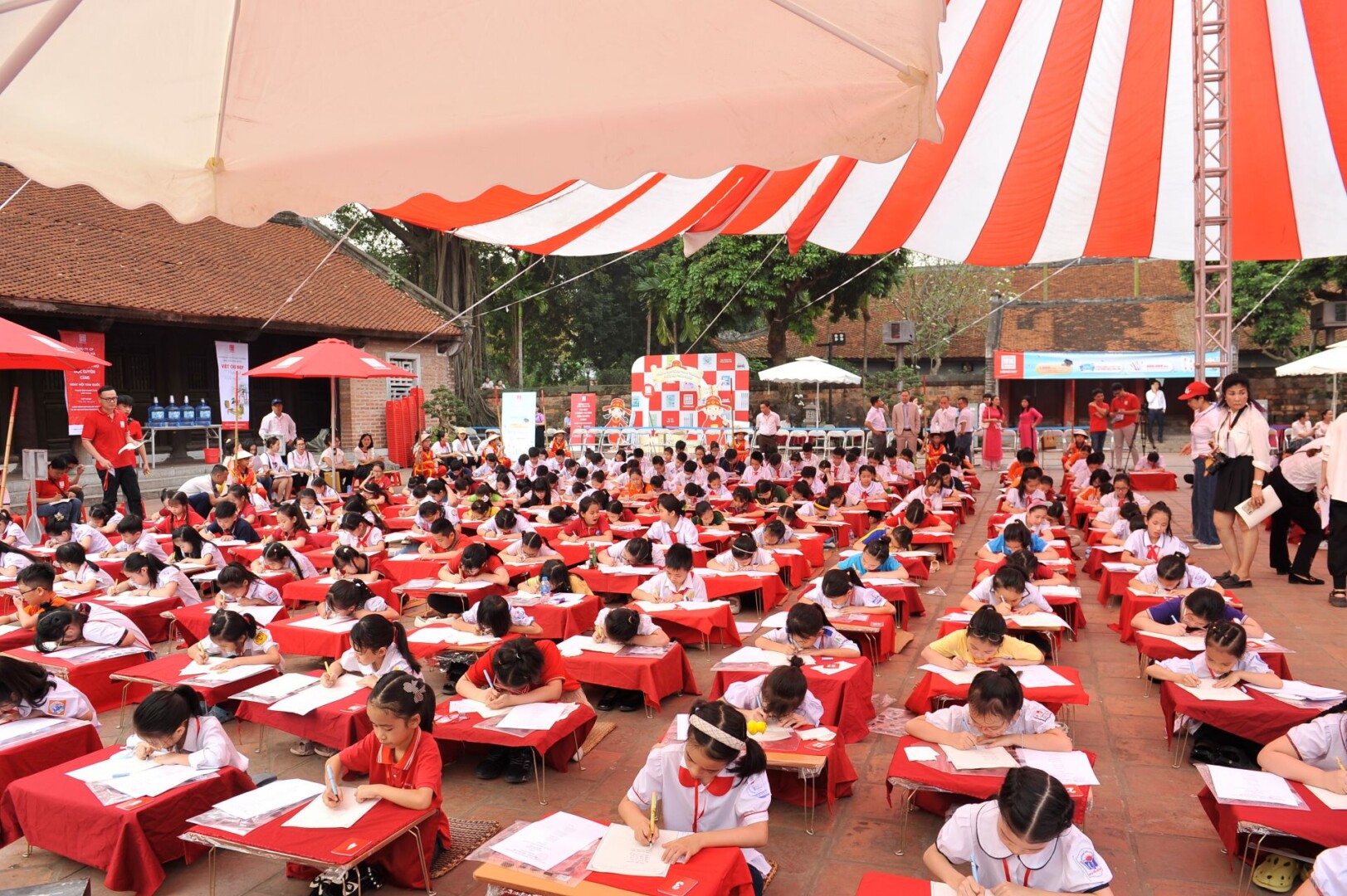 346 sĩ tử đua tài tại Ngày hội tri thức