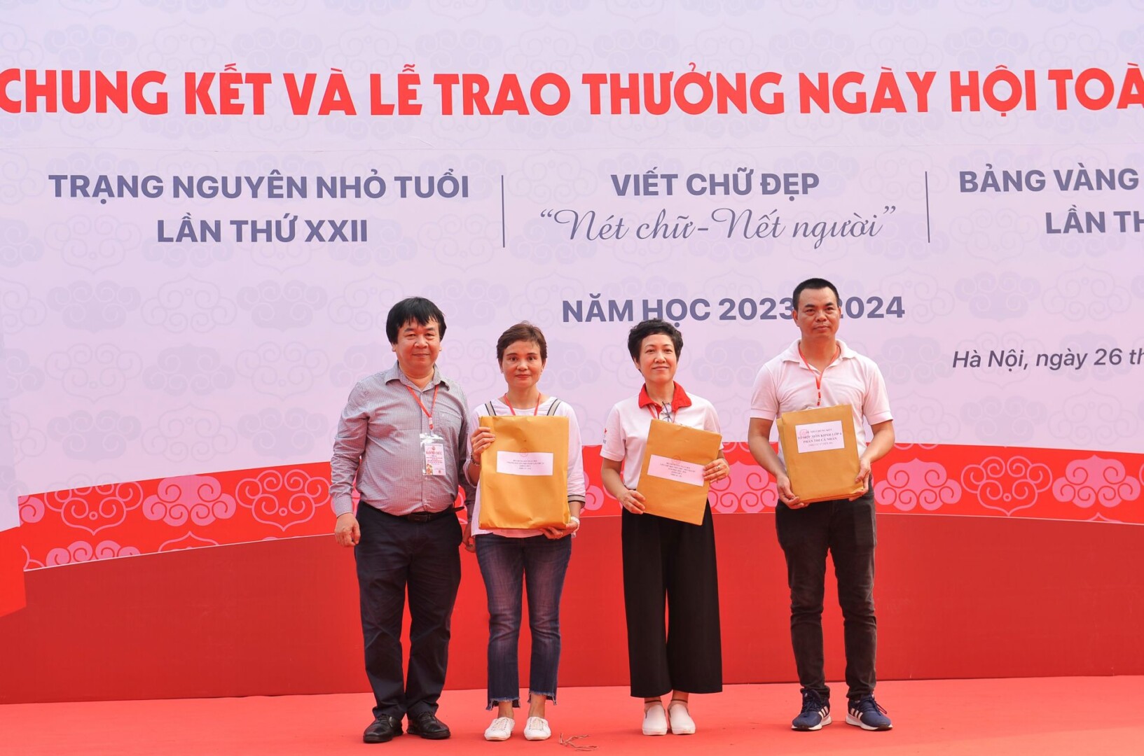 346 sĩ tử đua tài tại Ngày hội tri thức