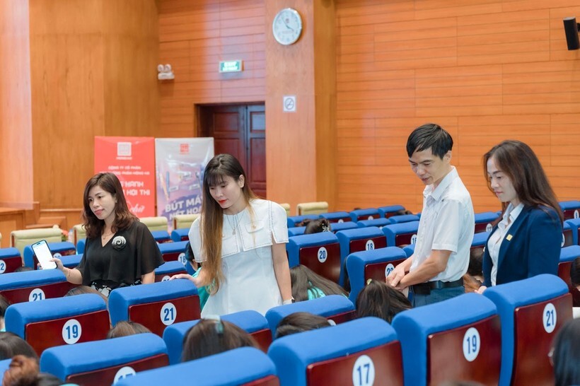 Trường Đại học Sư phạm Hà Nội 2 tổ chức thi 'Nét chữ-Nết người'