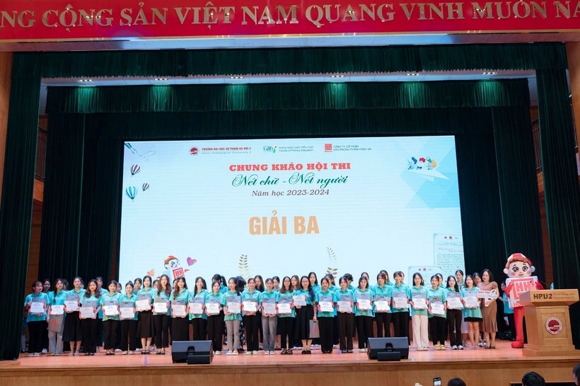 Trường Đại học Sư phạm Hà Nội 2 tổ chức thi 'Nét chữ-Nết người'