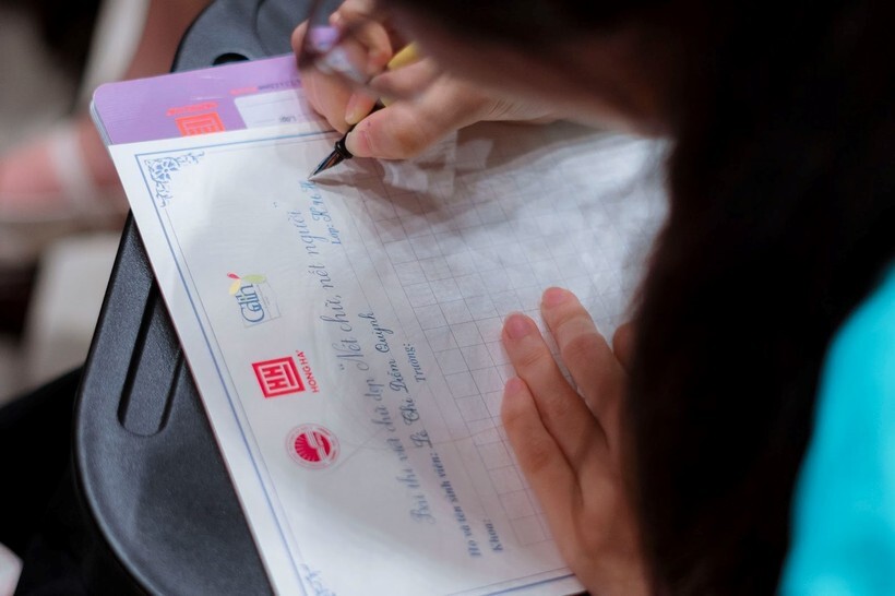 Trường Đại học Sư phạm Hà Nội 2 tổ chức thi 'Nét chữ-Nết người'