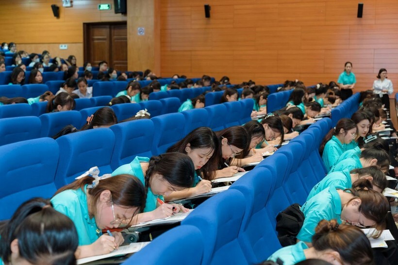 Trường Đại học Sư phạm Hà Nội 2 tổ chức thi 'Nét chữ-Nết người'